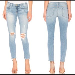 Frame Le Skinny de Jeanne Crop in Westwell Wash (Size 23)